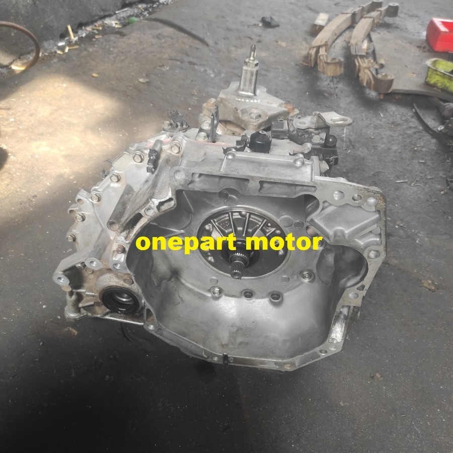 gearbox transmisi matic nissan march original