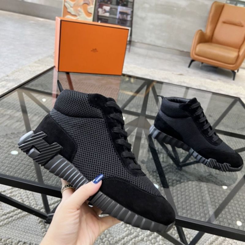 SEPATU SNEAKER PRIA BRANDED IMPORT HM900011