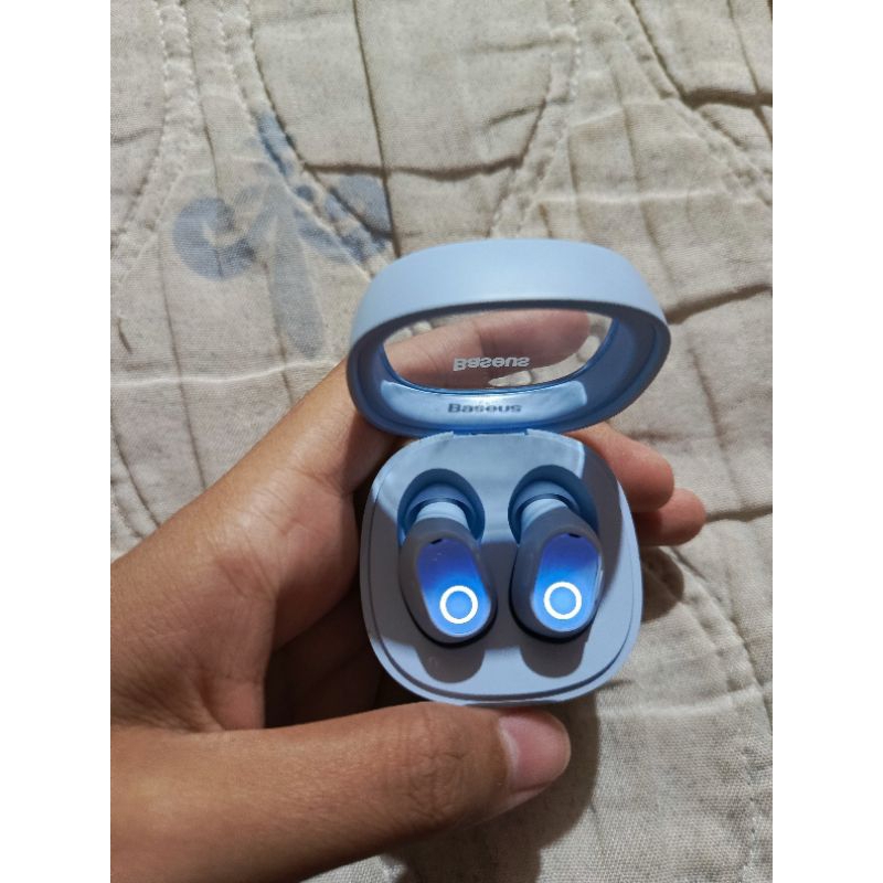 preloved baseus wm02 biru