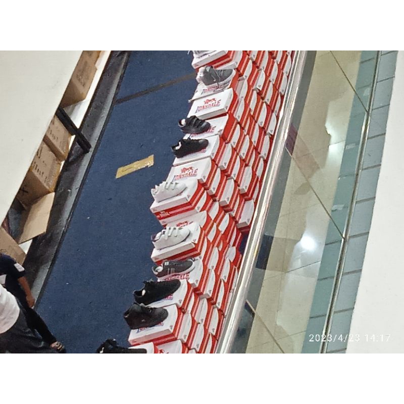 Sepatu Lonsdale Original