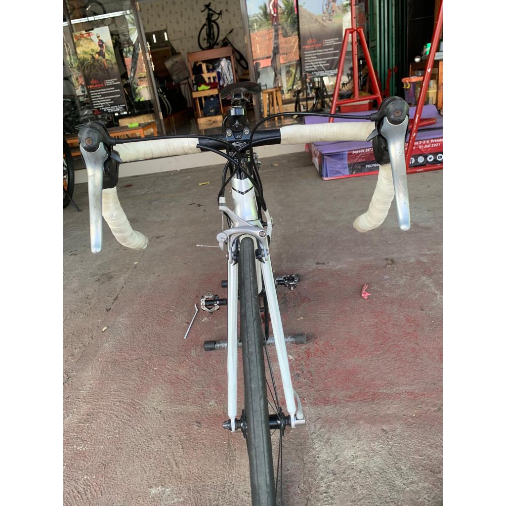 Frame polygon helios 400