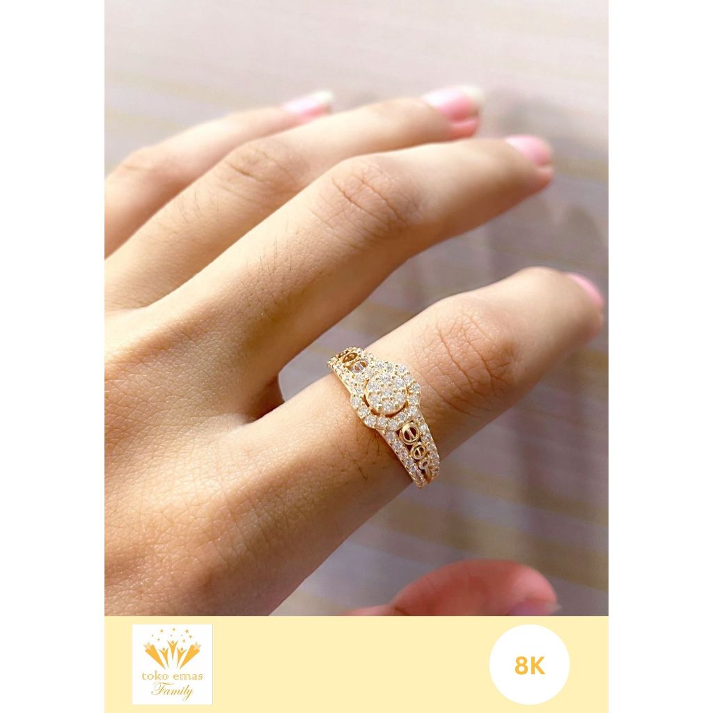 Cincin emas 375 variasi mata putih full berat 0,8 - 2 gram an