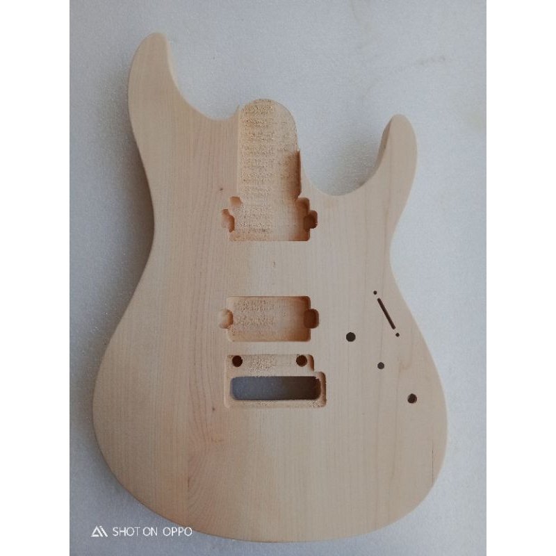 body gitar ibanez az alder