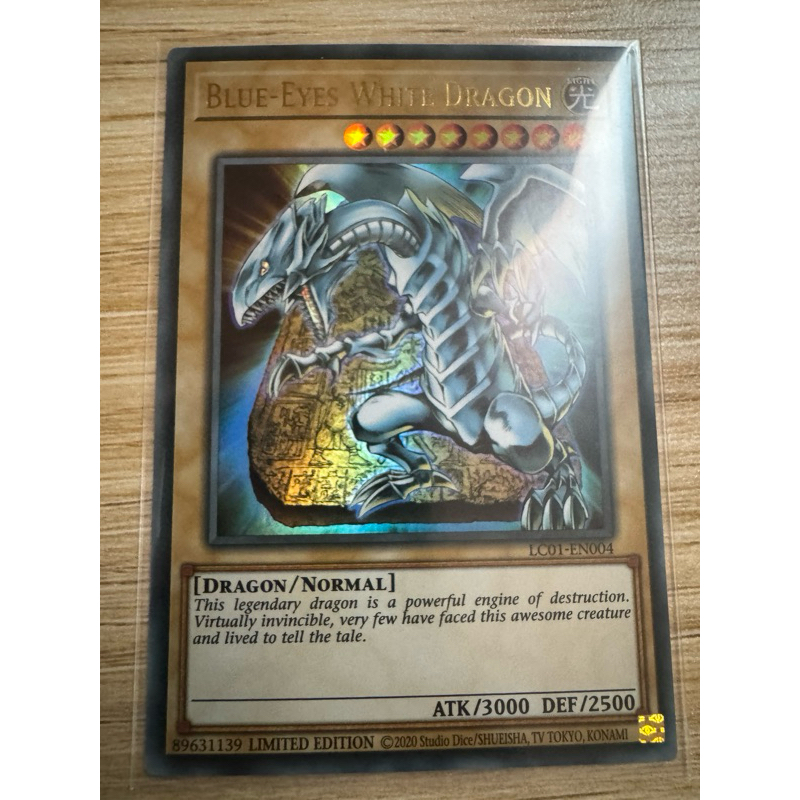 BLUE EYES WHITE DRAGON LC01 Ultra Rare