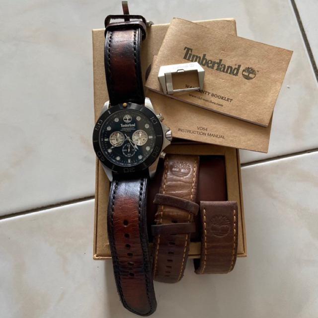 PRELOVED JAM TIMBERLAND ORIGINAL