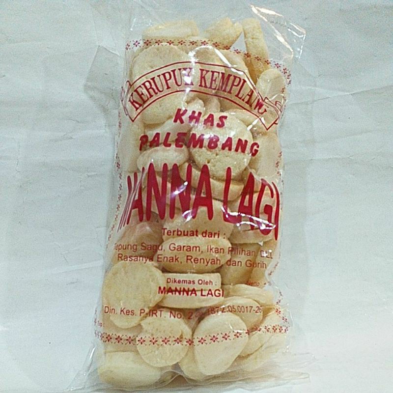 

kerupuk kemplang khas palembang enak gurih dan renyah halal 180gr