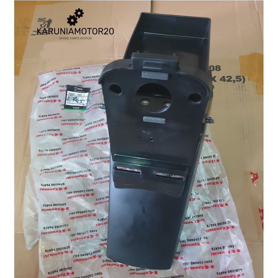 Spakbor Slebor Belakang Ninja 150 RR Old Original Kawasaki 35022-1325