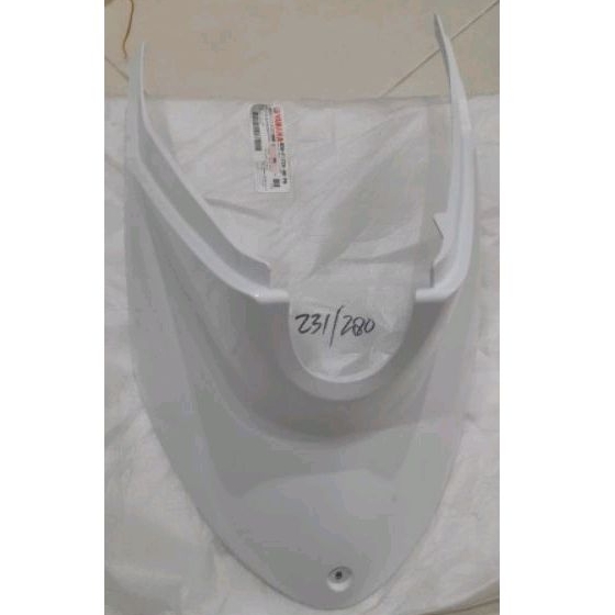 cover bawah jok tutup mesin ori yamaha fino thailand (putih)