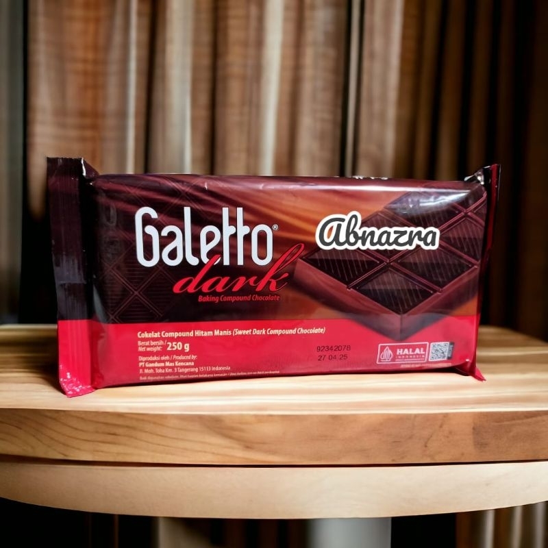 

Galettto coklat compound 250g / coklat batang