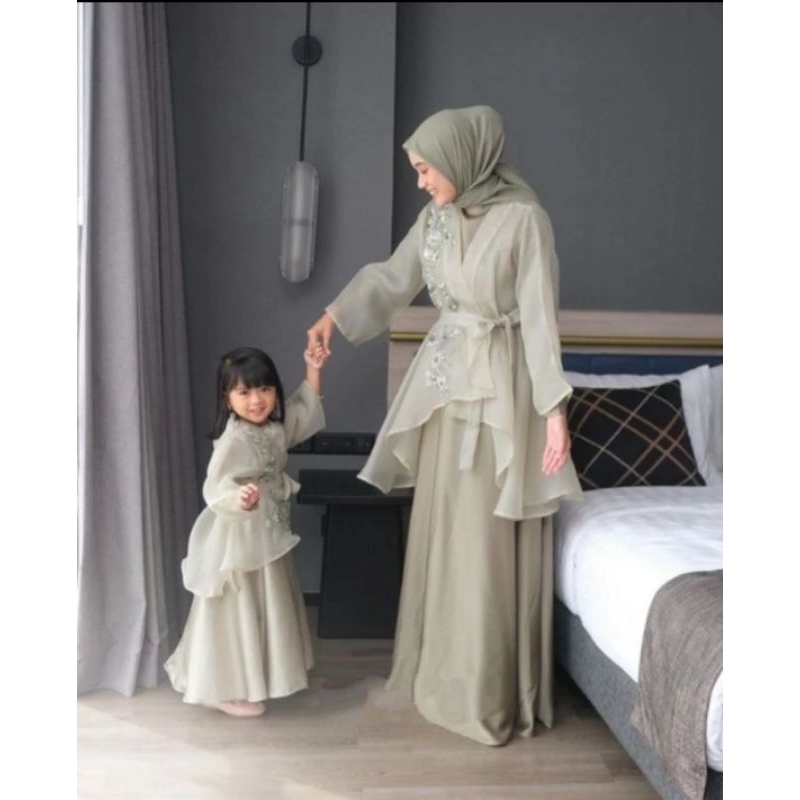 One set Outer organza Couple ibu dan anak