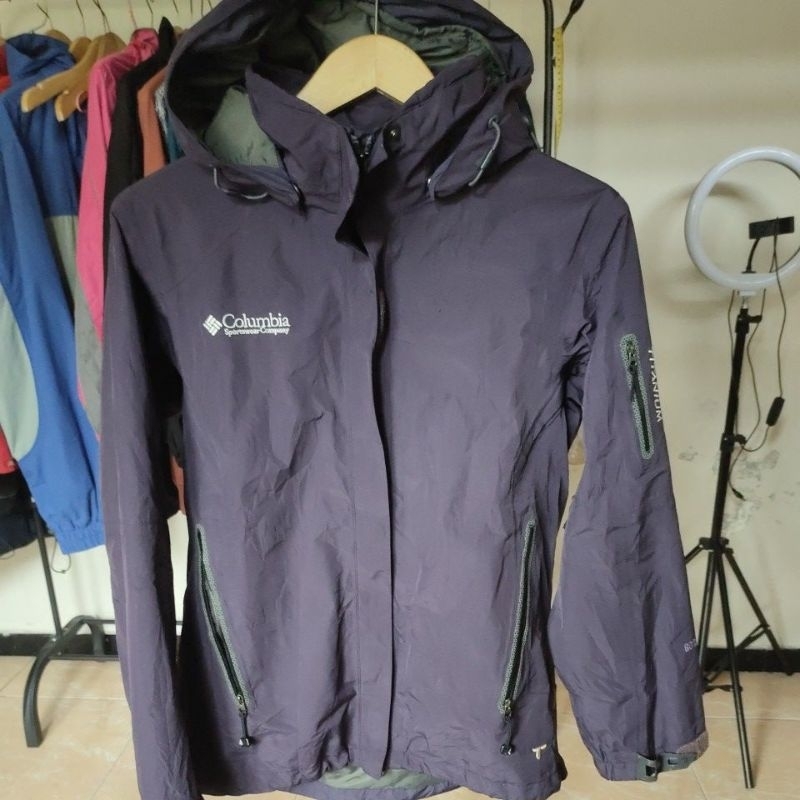 jaket Columbia gorpcore goretex