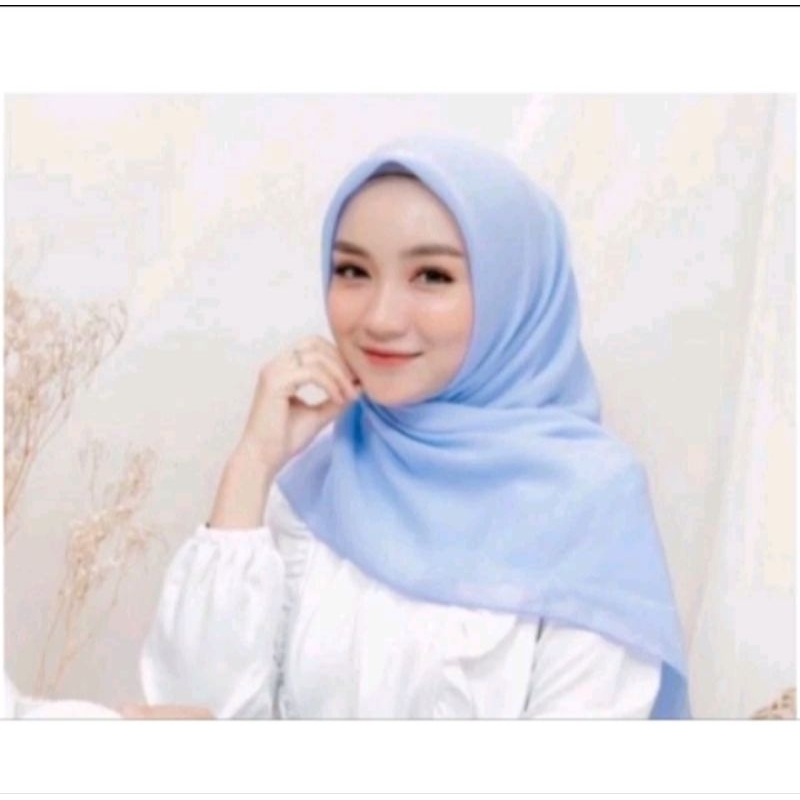 BELLA SQUERE JUMBO/HIJAB SEGI EMPAT PREMIUM/BIRU MUDA/BLUE SKY