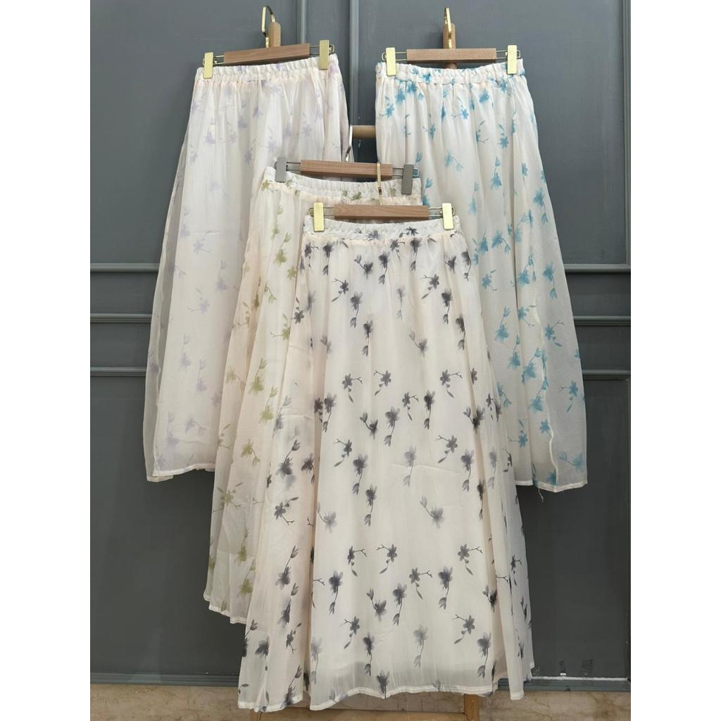 BEVY Rok Motif Bunga Korea Import Maxi Panjang