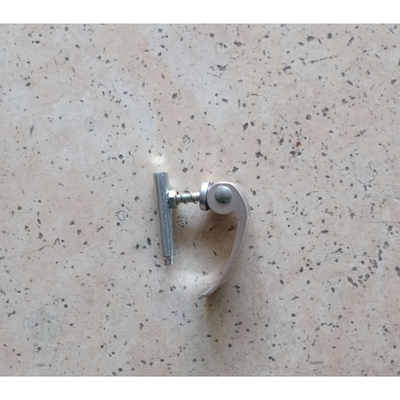 baut tengah clamp klem batangan pengunci lock lipatan sepeda lipat seli quick release QR frame foldi