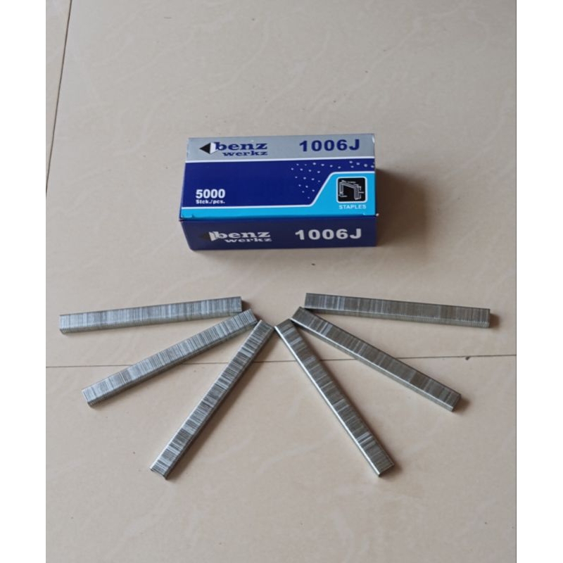 

BENZ ISI STAPLES TEMBAK 1006J 5000PCS STEPLES JOK MOTOR PAKU TEMBAK