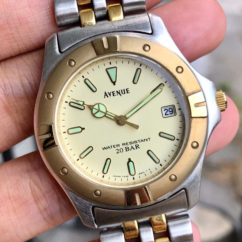 Vintage Seiko Avenue 7N35-6A00