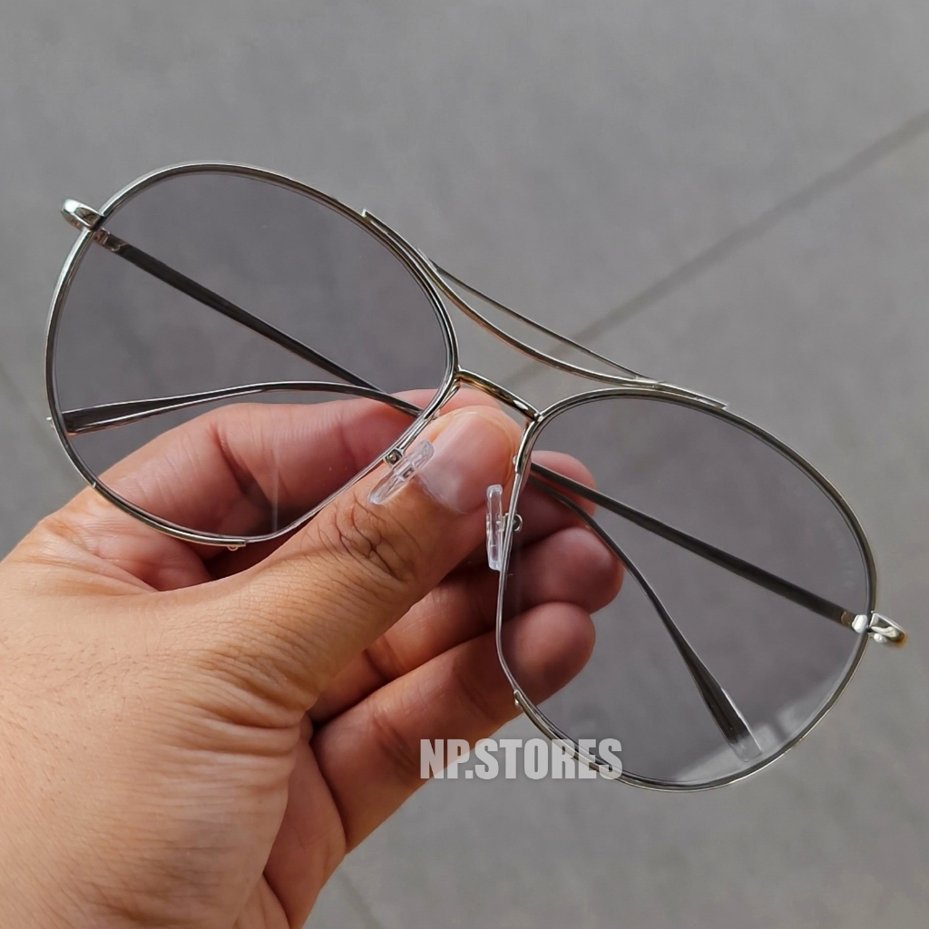 Kacamata Gaya Pria Wanita Model Unik Warna Lensa Abu Bahan Frame Gagang Metal Kokoh Fashion Trendy N