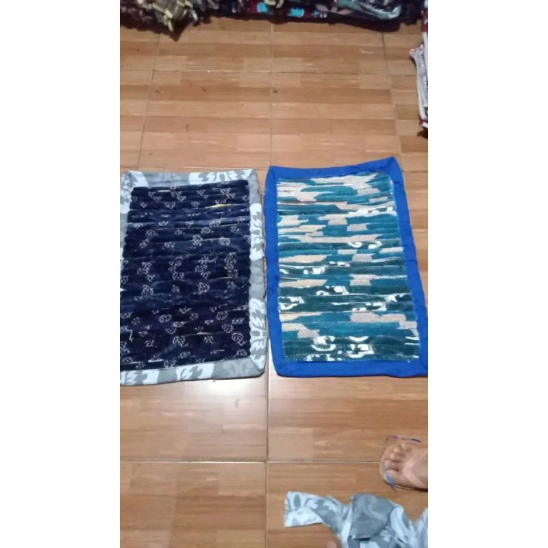 KESED TENUN KESED ANYAM KESET KAKI