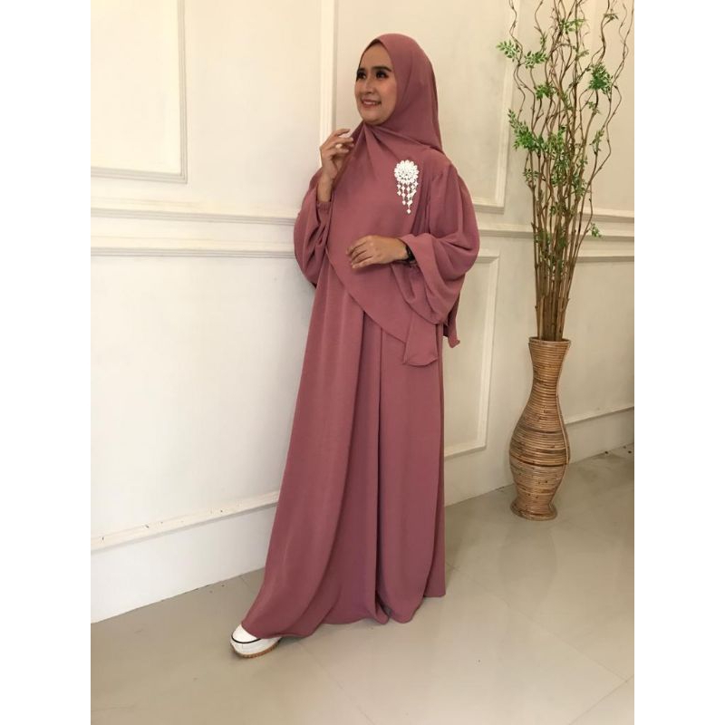 Gamis Set Hijab Amira syari segi empat by Amerta Hijab