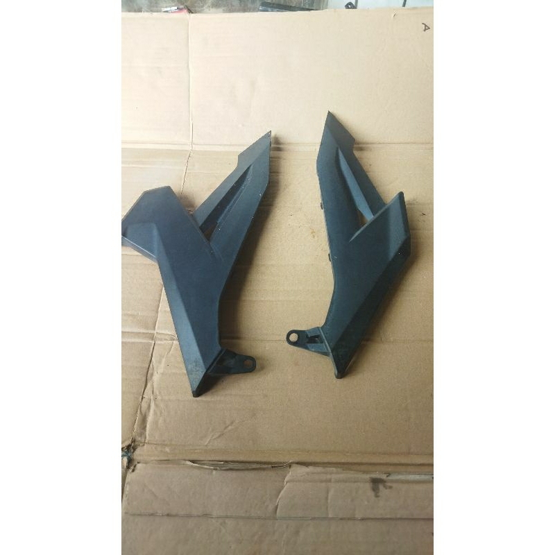 cover kaper body bodi samping tengah kiri kanan sambungan body belakang original ori yamaha jupiter 