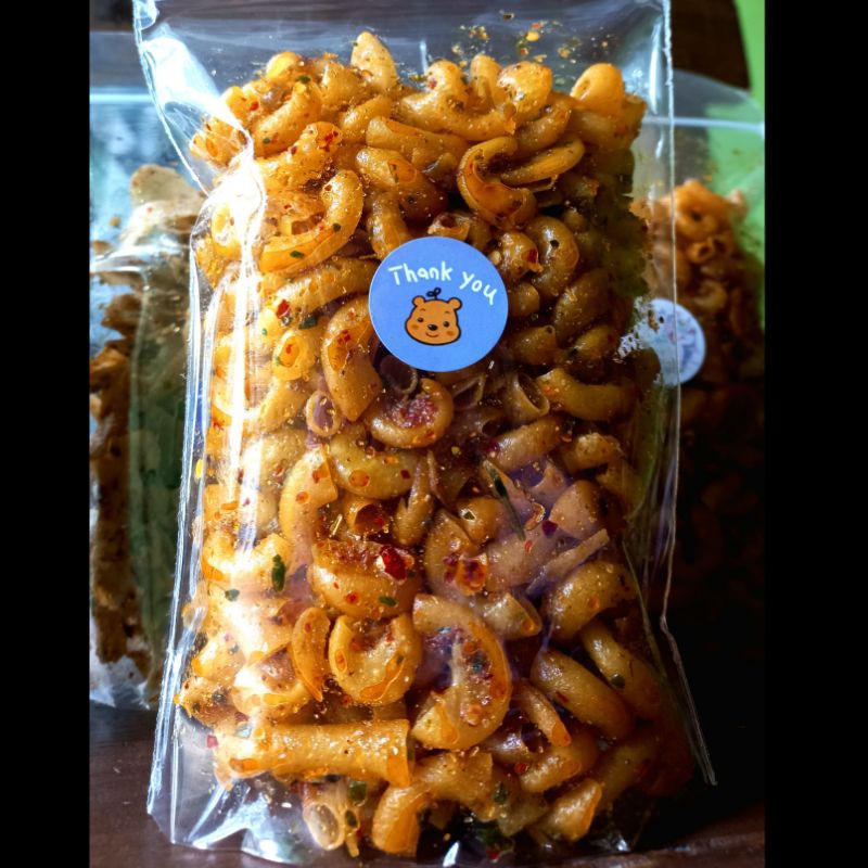 

Makaroni Kriuk Macaroni Kriuk/cemilan enak renyah gurih/mantuuulll/dapoer andalucia