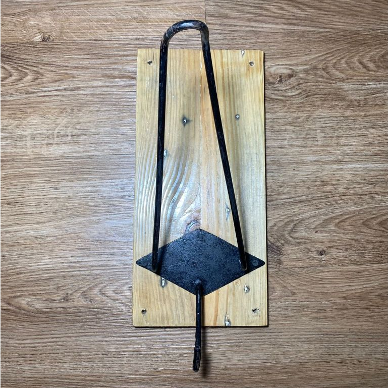 RAK DINDING GANTUNGAN HELM / RAK DINDING GANTUNGAN JAKET / RAK HIASAN DINDING