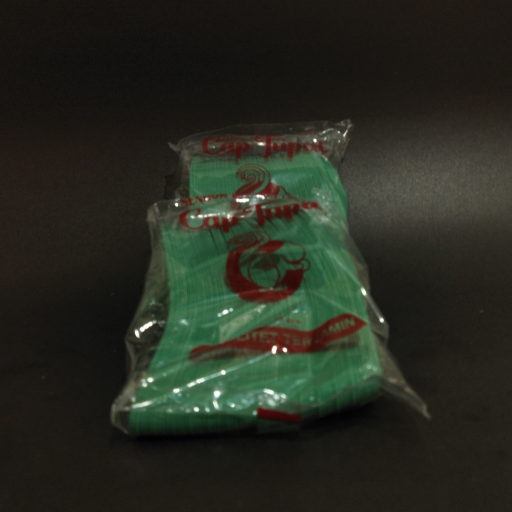 sendok bebek plastik hijau merek tupai/plastic spoon 72pcs