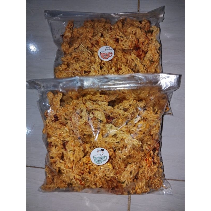 

MIE KREMES PEDAS DAUN JERUK