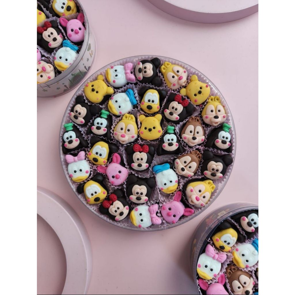 

Chocolate Characters ukuran 250gram