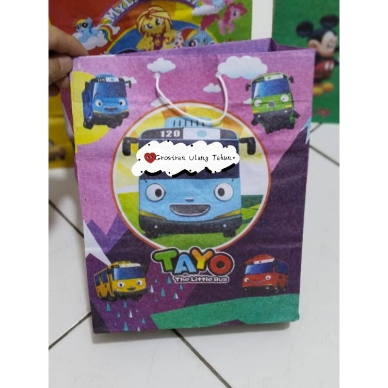 

Tas Snack Karakter Tayo / Paper Bag / Goodie Bag / Tas Ulang Tahun / Tas Kado (10lmbr)