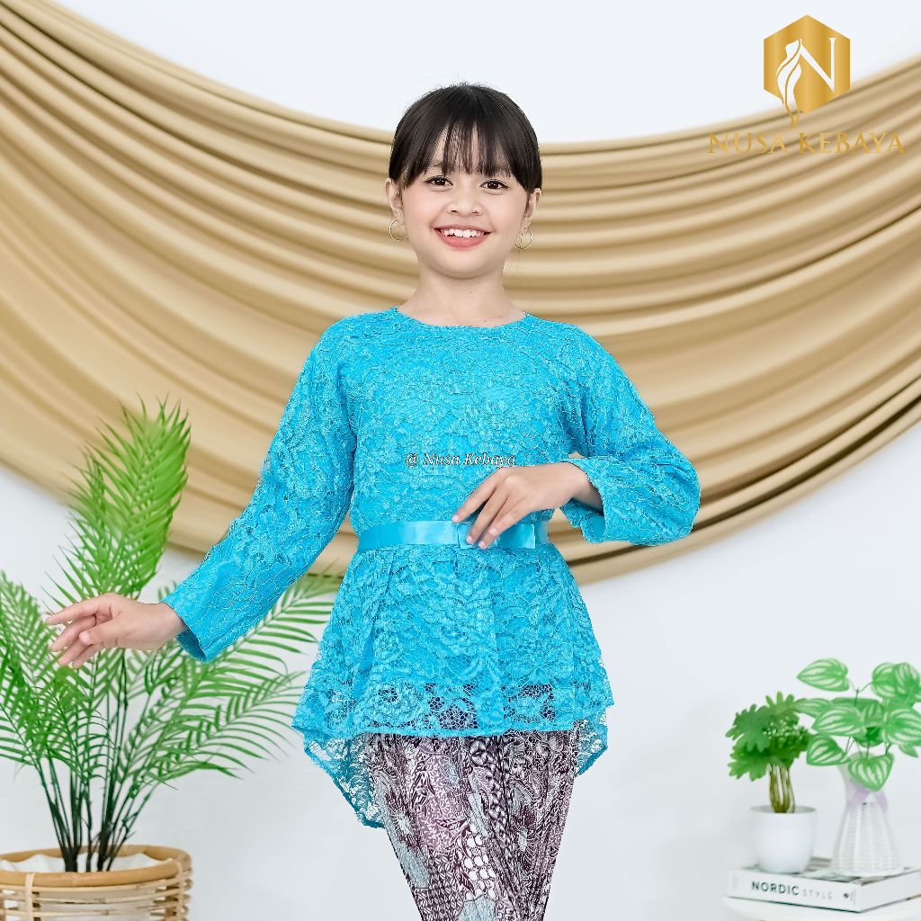 Atasan Kebaya Anak Bahan Brukat Pinguin / Baju Kebaya Anak Perempuan Umur 3 4 5 6 7 8 9 10 11 12 Tah