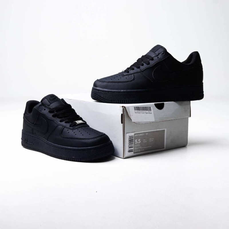 Air Force 1 Low Triple Black