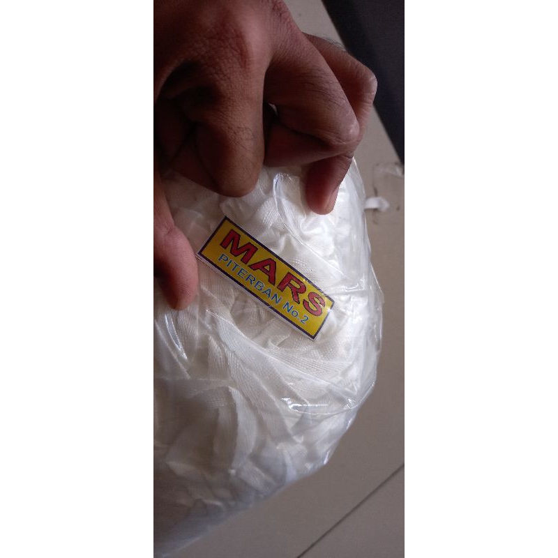 

tali piterban / tali bendera 1 kg