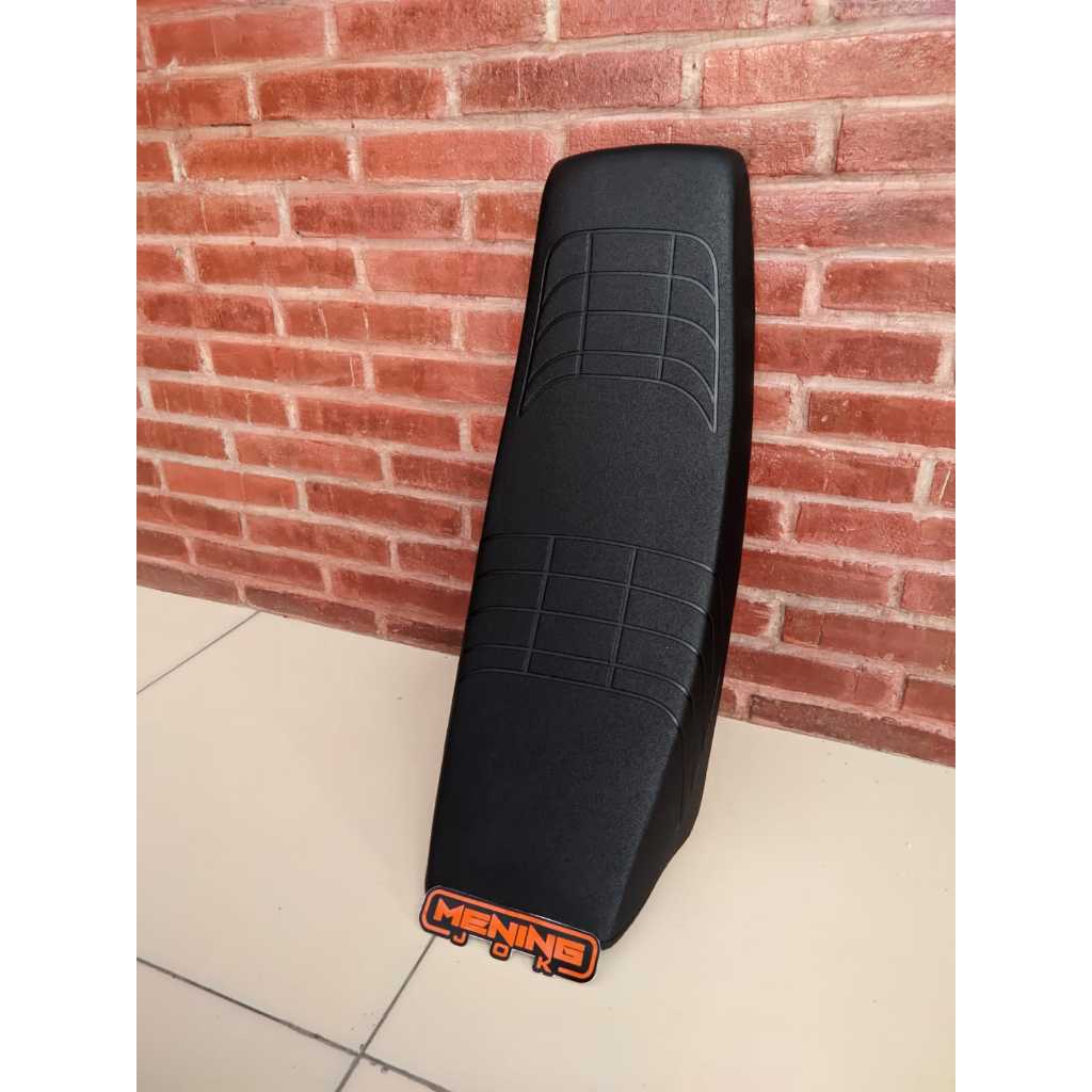 jok ndleserr motor gl pro/gl max modelslim tipis kulit amplas press bahan super berkualitas