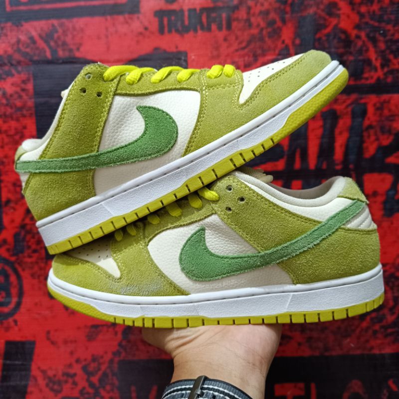 Nike Dunk Low SB Sour Green Apple Fruity
