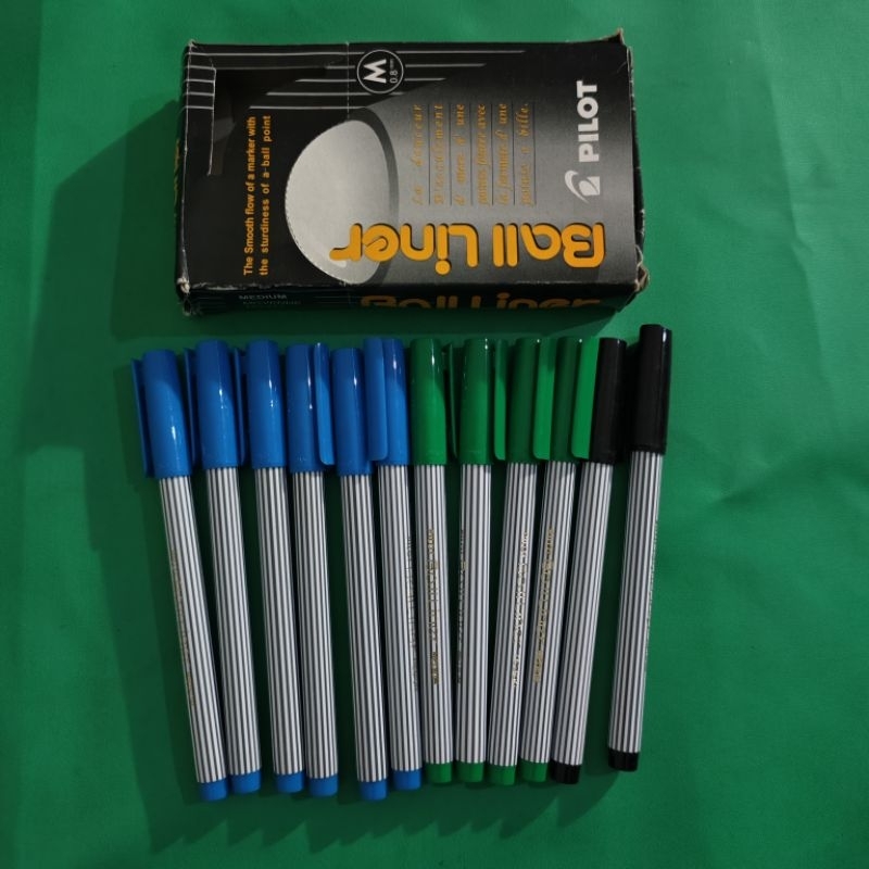 

BALL LINER PILOT ukuran medium termurah 12 pcs 1 box merah hitam biru hijau