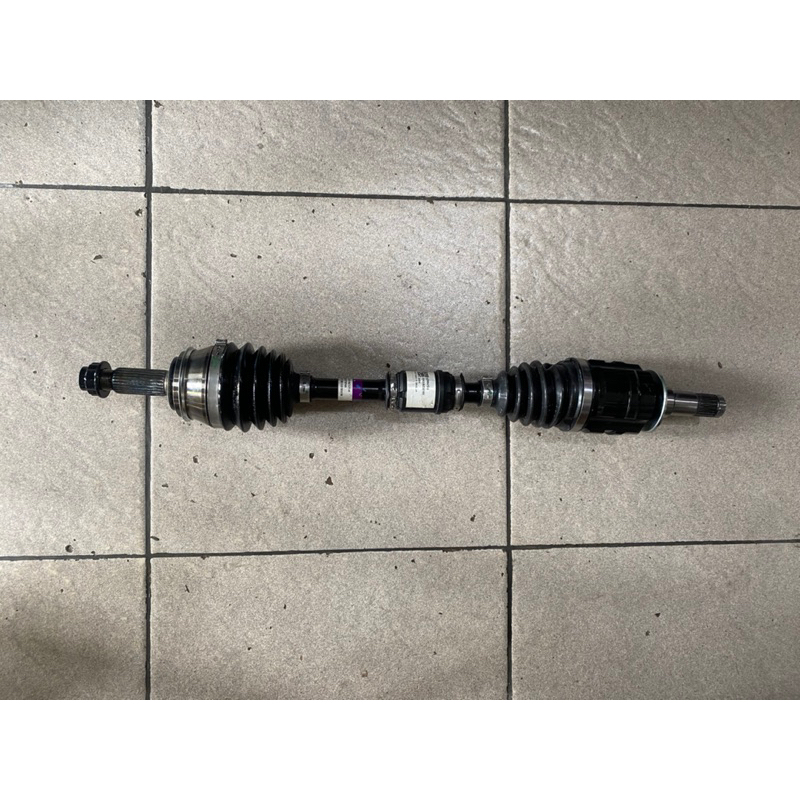 43420-BZ321 As roda depan kiri yaris cross original
