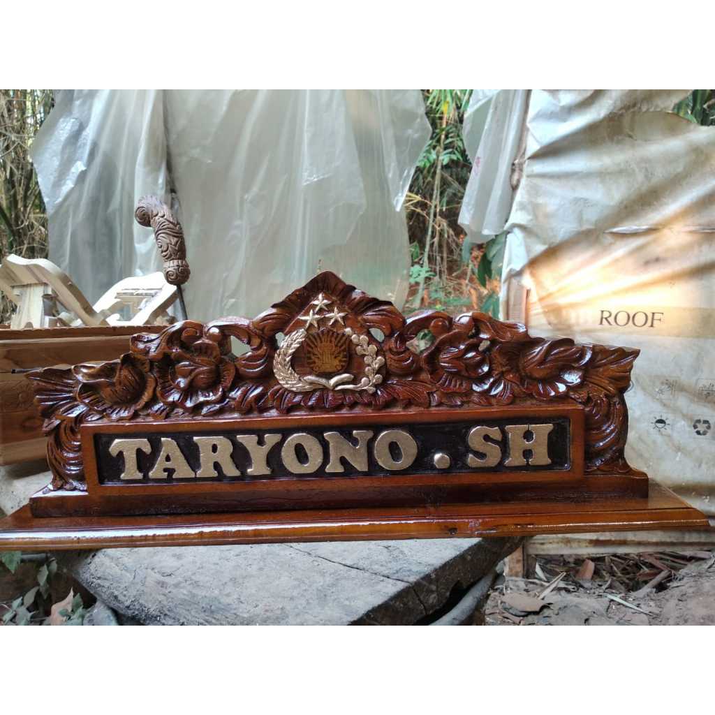 

PAPAN NAMA MEJA KANTOR FREE REQUEST NAMA DAN LOGO TERMURAH