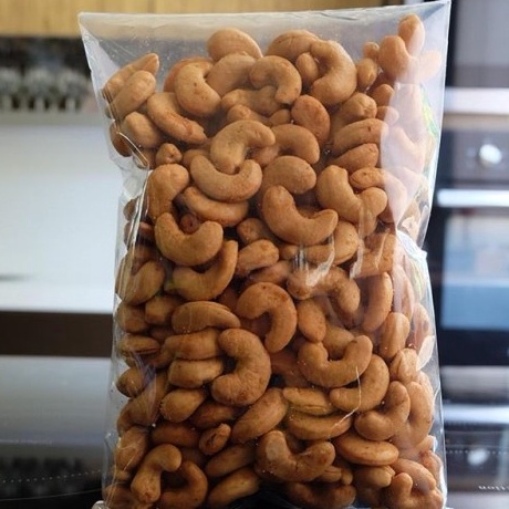 

Ready stock KACANG MEDE ASIN GURIH 5GRAM METE OVEN ASIN BAWANG