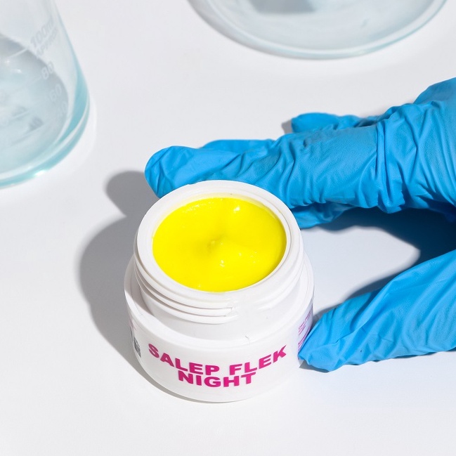 Lri3 NEW FORMULA INFUSED SALEP FLEK AMPUH  SALEP FLEK NIGHT  SALEP FLEK HITAM  SALEP MELASMA Barang 