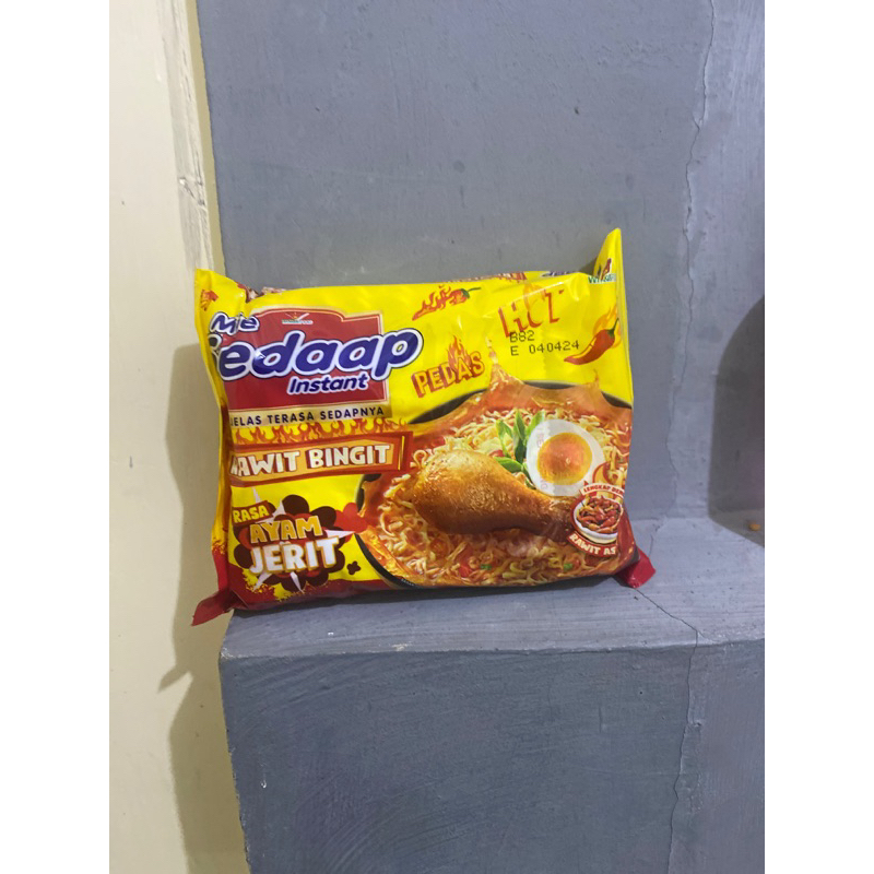 

isi 5 Mie Sedap Ayam Jerit 77gr