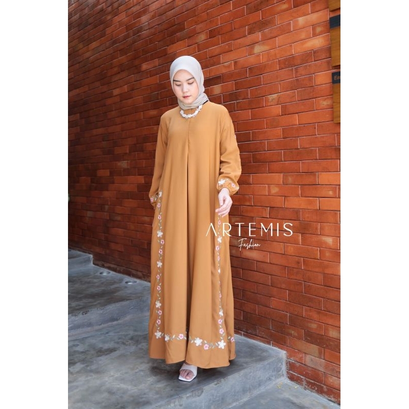 Artemis Fashion~ ZELA MAXI BORDIR (bahan corina sweding) // SIREENA BORDIR SWEDING (Ld 106 Pjg 137)