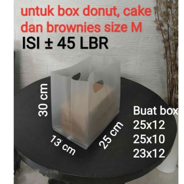 

Premium PLASTIK HD BOX DUS DONUT DAN BROWNIES ISI 49 7I