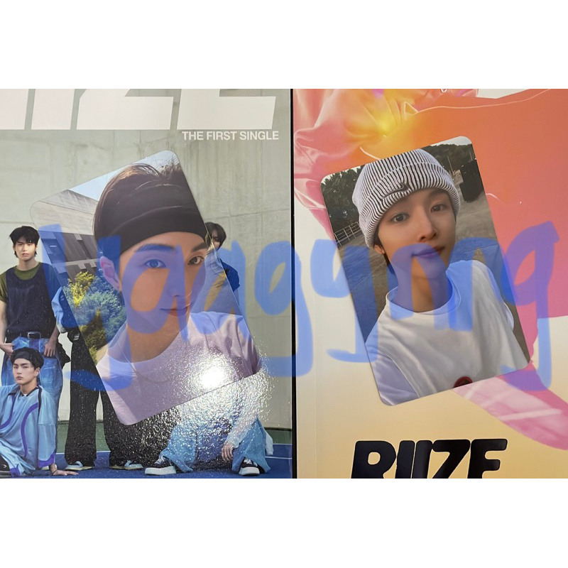 [PILIH JNE/J&T] PHOTOCARD RIIZE SEUNGHAN DAN SUNGCHAN OFFICIAL RISE AND REALIZE GET A GUITAR GAG PC 