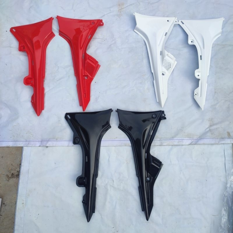 Sayap Body Tengah Belakang CRF 150 L Cover Body Belakang CRF 150L Sayap Segitiga Crf 150 L