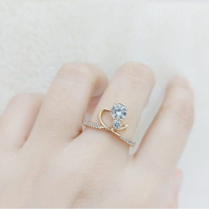cincin diamond bermata