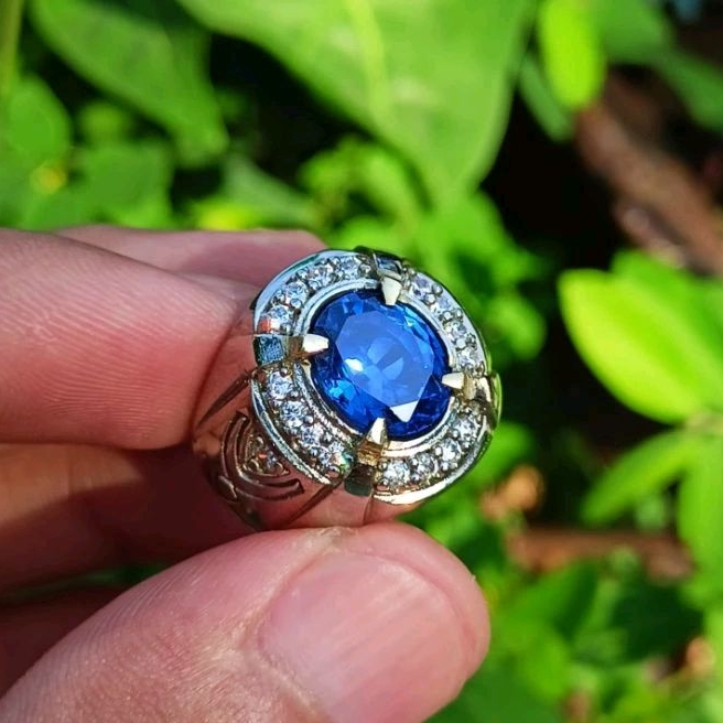Cincin Batu Blue King Safir Ceylon Cutting Mewah
