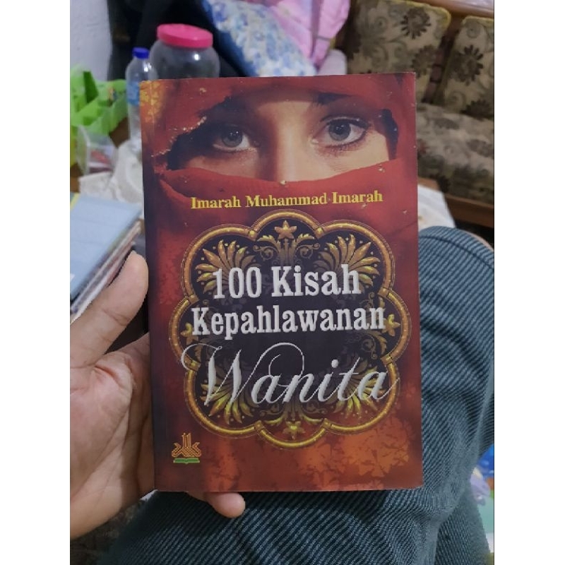 100 Kisah Kepahlawanan Wanita