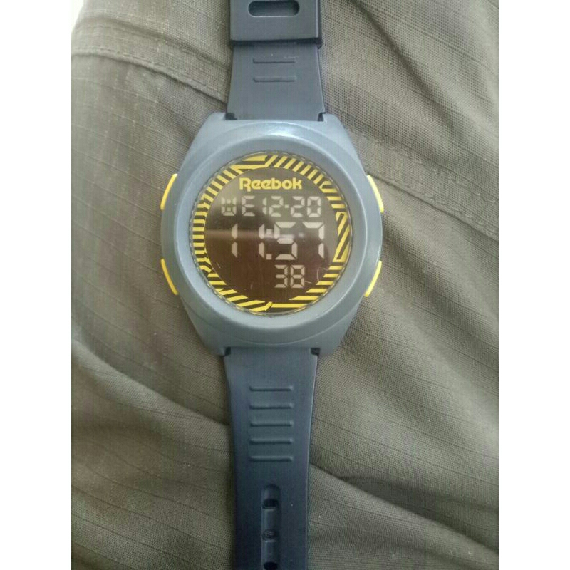Jam Tangan Reebok