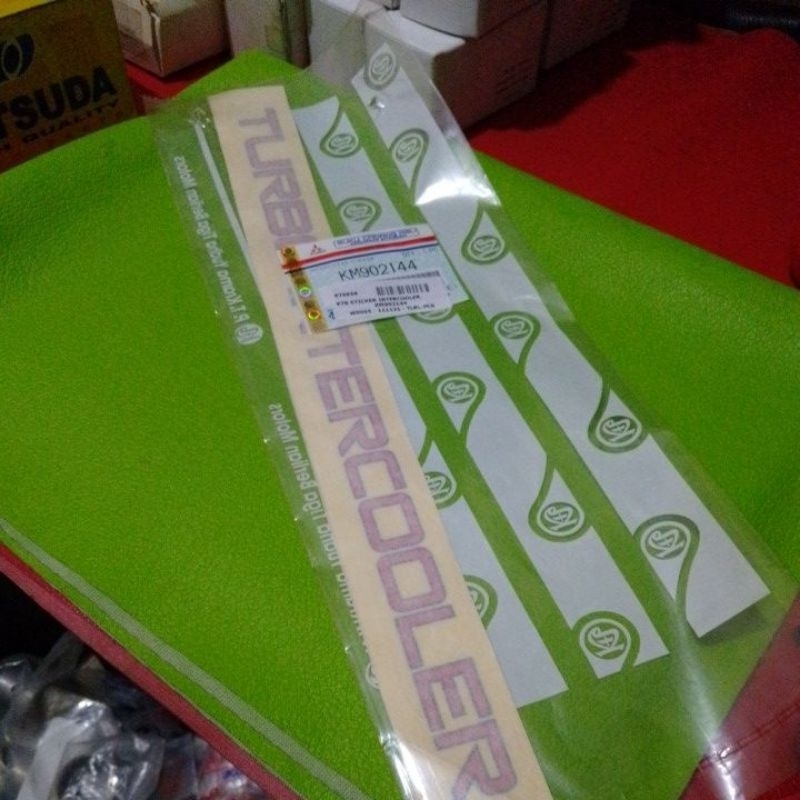 stiker INTERCOOLER canter ori